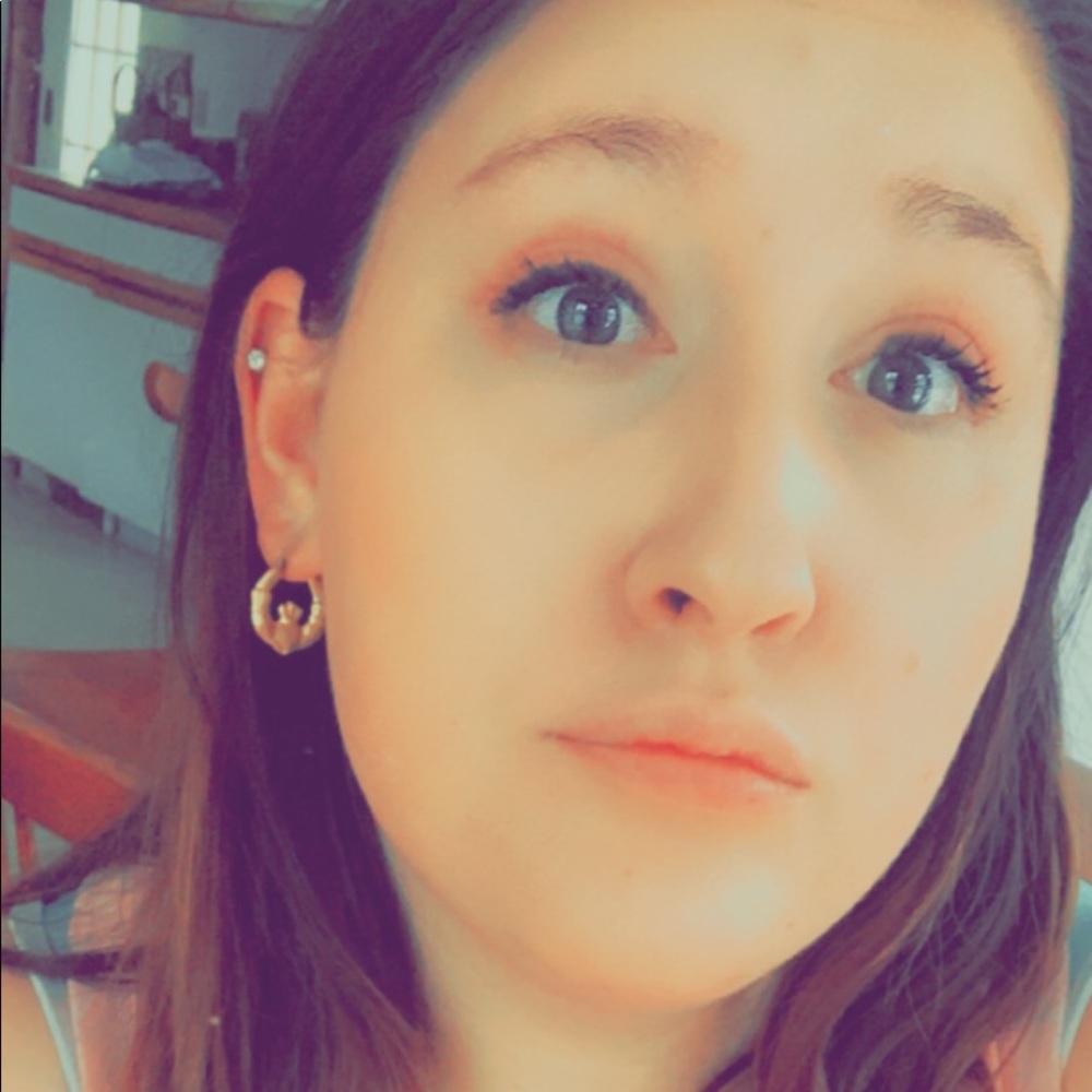 Meet your Posher, Noelle